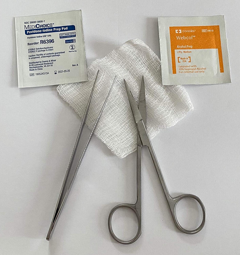 Image of suture removal kit